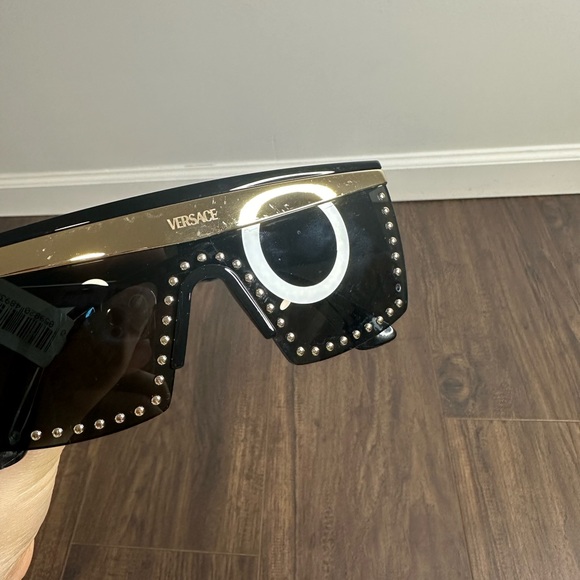 Versace
Shield Sunglasses, 144mm - Picture 8 of 15